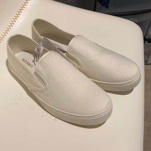 Old Navy Sneakers 8.5